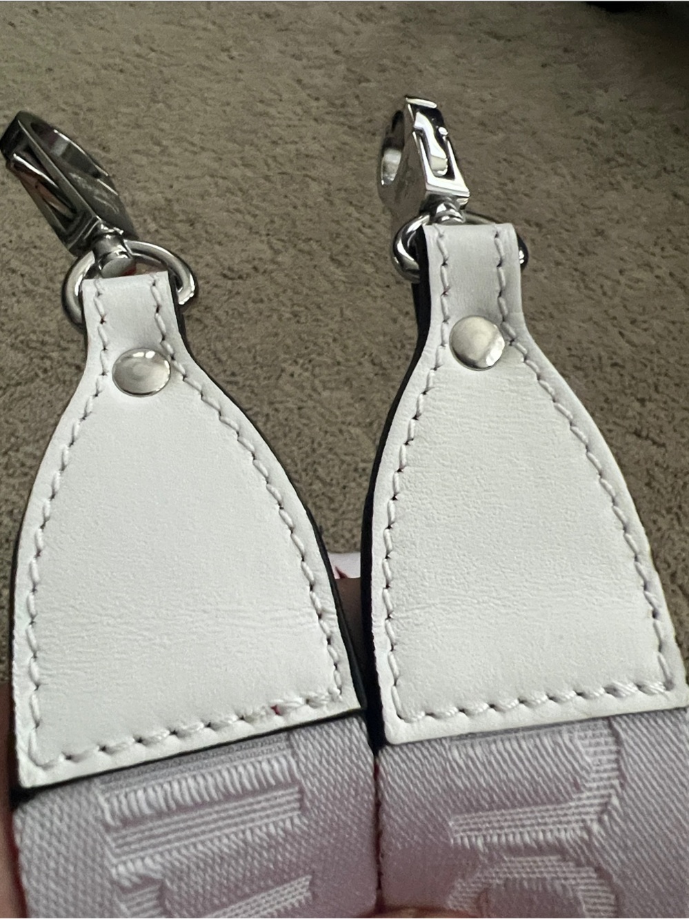 Christian Louboutin White and Red Embossed Leather Strap - Picture 9 of 9